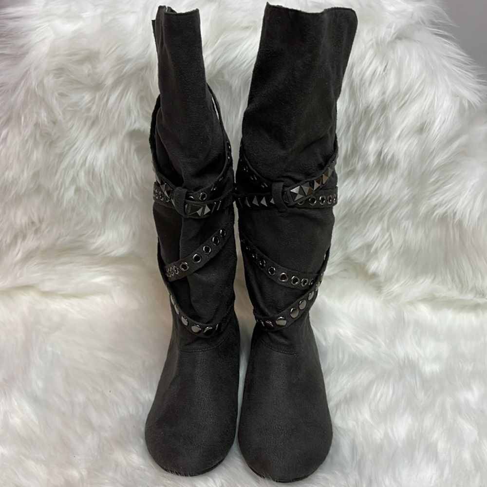 Soda Black Ankle Boots with Studded Straps - Picture 4 of 8